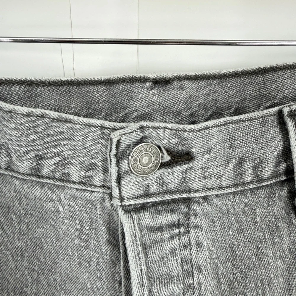 Levi's 501 Mens Gray Button Fly Jeans W36 L36‎